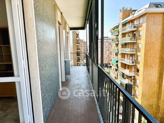 Bilocale in Affitto in Viale San Gimignano 4 a Milano - Photo 1