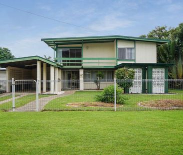 Spacious Four-Bedroom Home in Prime Edge Hill Location - Photo 3