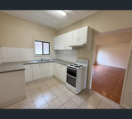 1/7 Victoria Street, Cooma, NSW 2630 - Photo 4