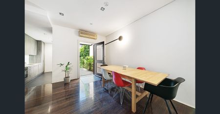 Stylish Tri-Level Terrace with Home Office in the Heart of Darlinghurst - Photo 4