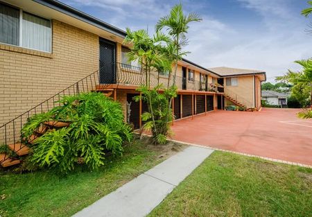 2/33 Shottery Street, Yeronga QLD 4104 - Apartment For Rent | Domain - Photo 3