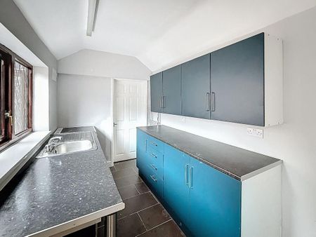 2 bedroom terraced house to rent - Photo 5