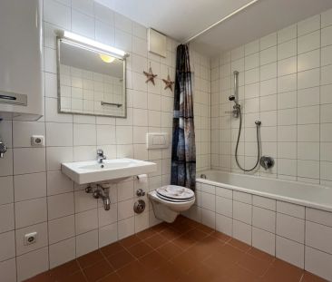 Hübsche 2 Zimmer Wohnung mit Südbalkon und Tiefgaragenstellplatz - Photo 3
