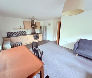 Greenings Court - Warrington - WA2 - Photo 1