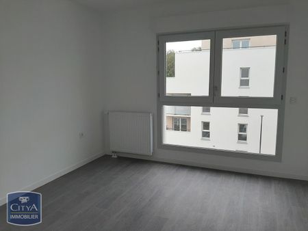 Location Appartement 2 pièces 42m² CHERBOURG-EN-COTENTIN 50100 - Photo 2