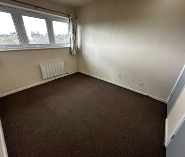 2 Bed Flat, Somerset Avenue, LE4 - Photo 4