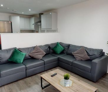 6 bedroom house to rent - Photo 3