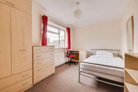 Kent Avenue, Canterbury, CT1 - Photo 5