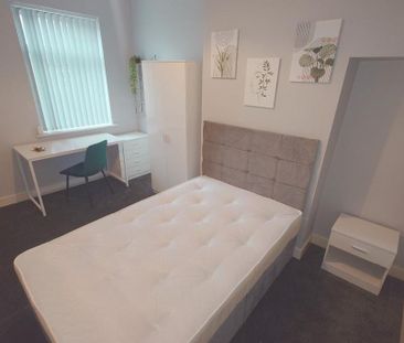 3 bedroom terraced house to rent - Photo 6