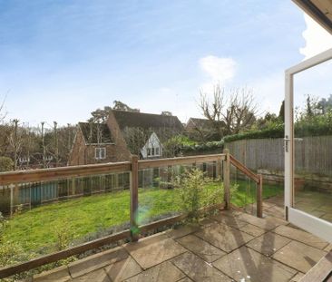 3 bedroom detached house to rent - Photo 4