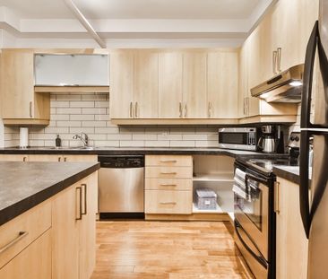 1241 Rue Atateken apartment — Montréal, QC (4-Bedroom) - 4 Bedroom - Photo 3