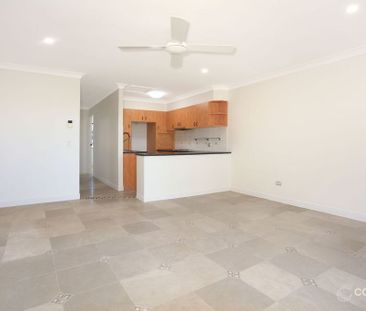 Spacious & Versatile Townhouse - Photo 6