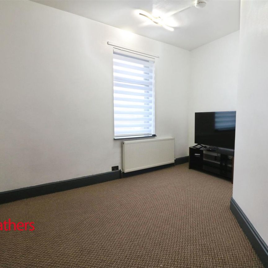 3 bed end of terrace house to rent in Pitt Street West, Barnsley - Photo 1