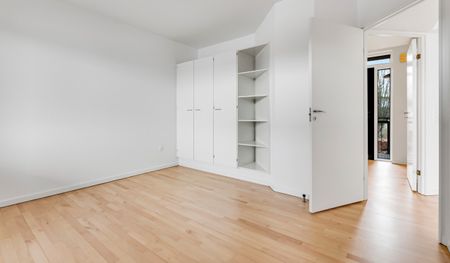 Flot renoveret lejlighed med altan - Foto 4