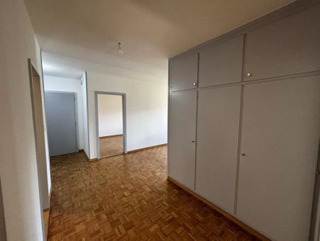 Charmant appartement de 3.5 pièces avec double séjour - Foto 2