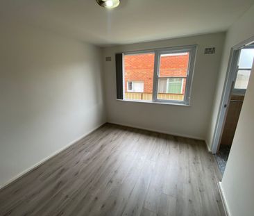 HYBRID FLOORING! - Photo 3