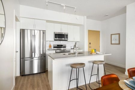 - 1 Bedroom at The Parkway - Photo 5