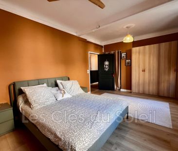 Location appartement 3 pièces 79 m² Hyères - Photo 1
