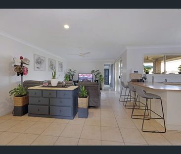 18 Keppel Crescent, Thabeban QLD 4670 - House For Rent - $650 | Domain - Photo 4