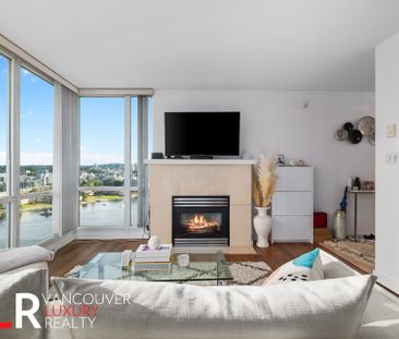 1077 Marinaside Crescent, #2201 - Photo 6