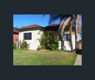 33 Richardson Street, Fairfield, NSW 2165 - Photo 3
