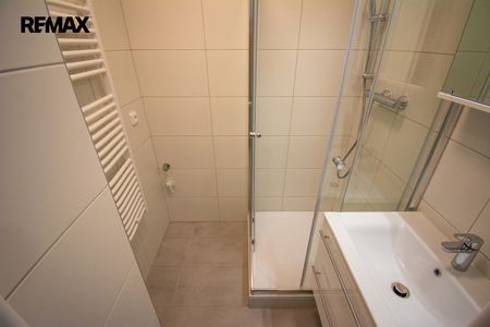 Pronájem bytu 3+1 v osobním vlastnictví 70 m², Hradec Králové - Фото 5