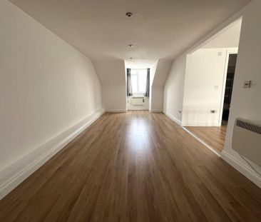 2 bedroom maisonette to rent - Photo 2