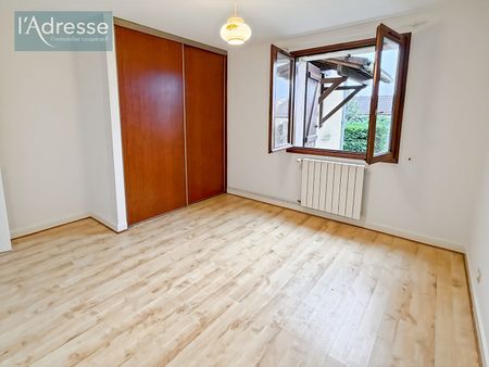 Location maison 3 pièces, 94.00m², Prayssac - Photo 2