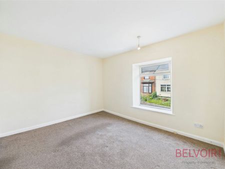 Terraced House to rent on - Photo 4
