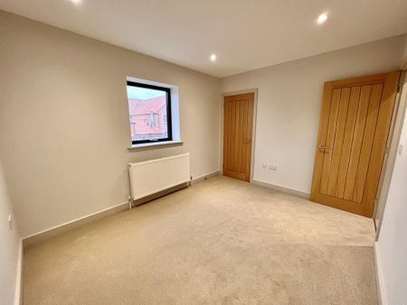 3 bedroom terraced house to rent - Photo 4