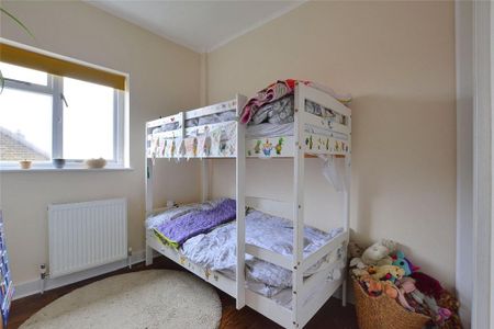 4 bedroom apartment to rent - Photo 5