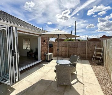 2 bedroom detached bungalow to rent - Photo 6