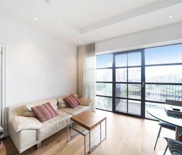 Studio to rent - Photo 2