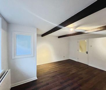 2 bedroom cottage to rent - Photo 1