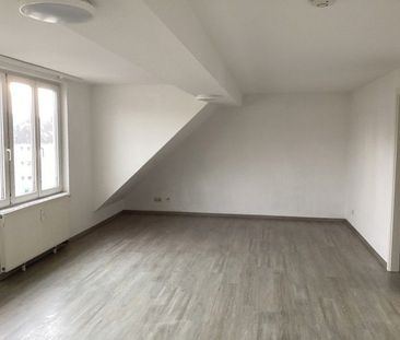 Singles & Paare aufgepasst! 2-Zimmer-Dachgeschosswohnung in Düsseld... - Photo 2