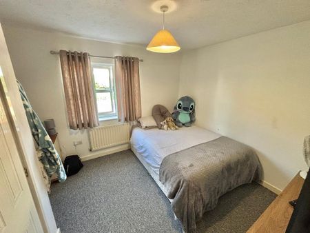2 bedroom terraced house to rent - Photo 2