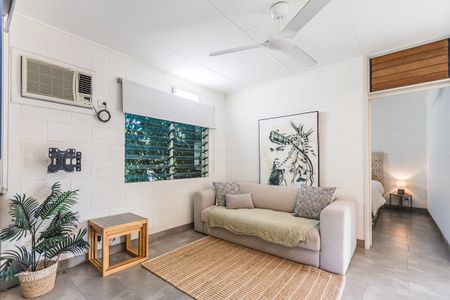 32 Orchard Road, - Photo 5