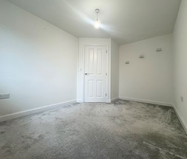 Walnut Garth, Beverley - Photo 1