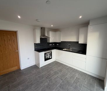 West Street, Gorseinon, SWANSEA - Photo 6