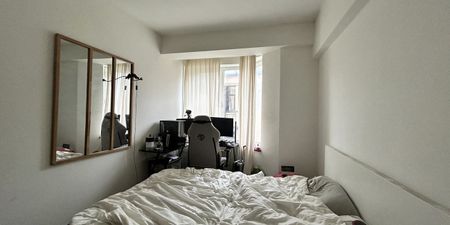 Appartement te huur in Elsene voor € 1.000 met 1 slaapkamer - Photo 4