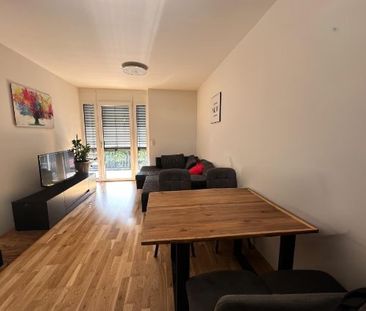 Stilvolle 2 Zimmer Mietwohnung (44,14 m²) mit Balkon und KFZ-Abstel... - Photo 1