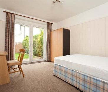 5 Bed Student House in Moordown - - Photo 3