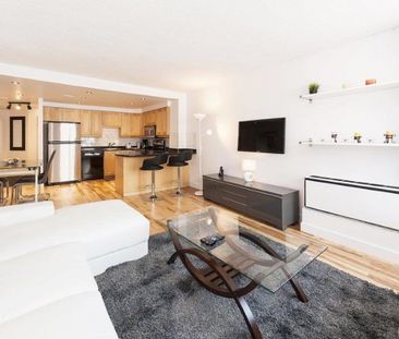 1050 Avenue Amesbury, #1221 - Photo 1