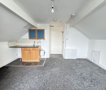 Studio to rent - Photo 5