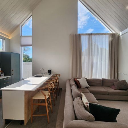 Linwood, 3 bedrooms - Photo 2