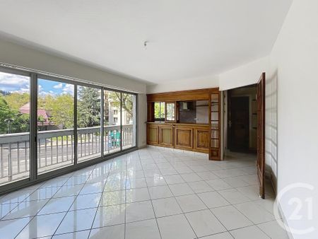 Location Appartement 2 pièces 47m² CHAMALIERES 63400 - Photo 4