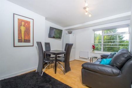 Finchley Road, London NW8 - Photo 2
