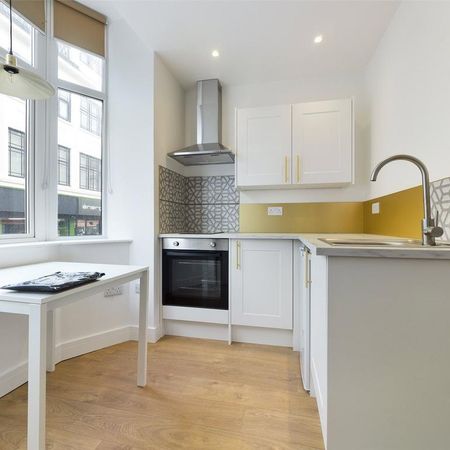 Studio to rent - Photo 3