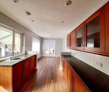 3 bedroom bungalow to rent - Photo 6