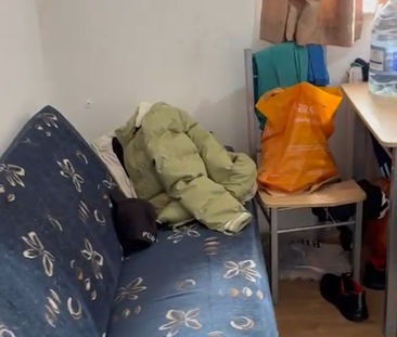 1 bedroom in a flat share to rent - Photo 1